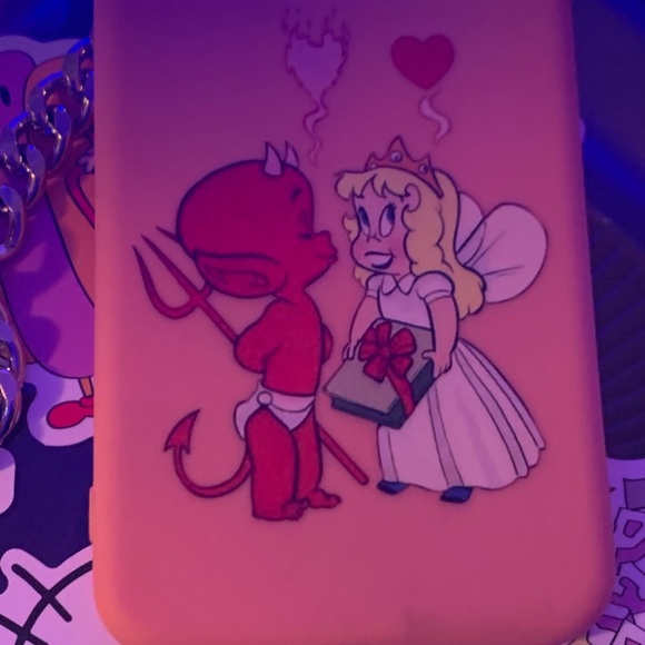 lil devil phone case👼 - Picture 3 of 4
